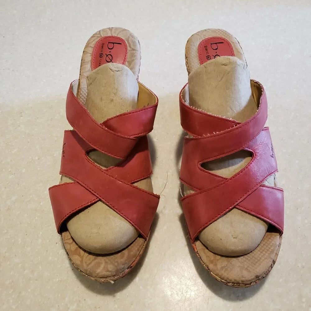 BOC Born Concept Wedge Sandals Sz 9M Red Leather Floral Cork Heels Slip On EUC